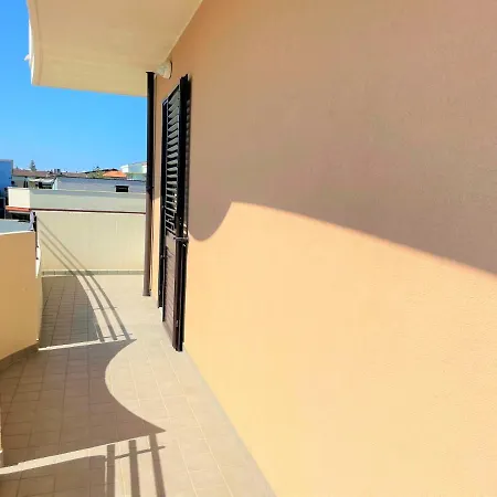 San Lorenzo - A Pochi Passi Dal Lungomare *
